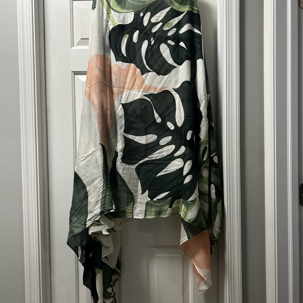 Abstract Patterned Kimono Wrap - Picture 2 of 2
